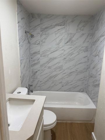 412 Owens Street, Houston, TX 77029