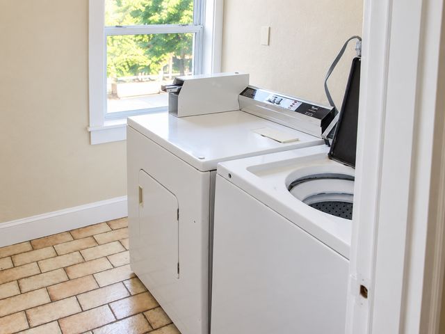 393 Washington St. 2, Braintree, MA 02184