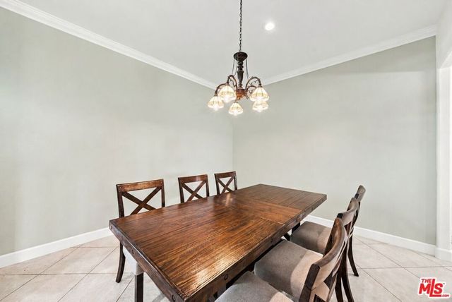 28035 Linda Lane, Santa Clarita, CA 91350