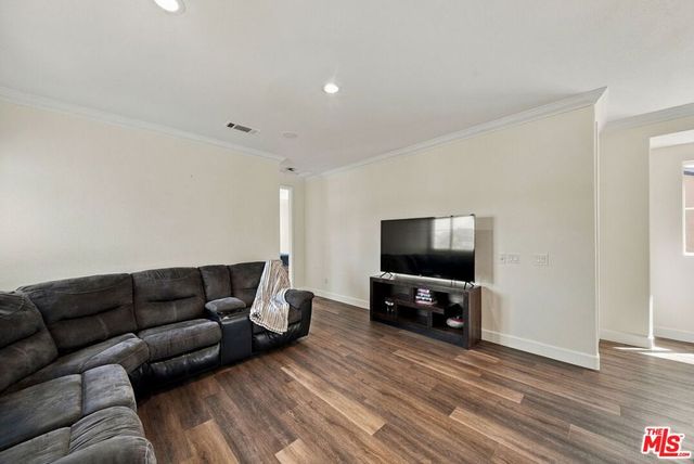 28035 Linda Lane, Santa Clarita, CA 91350