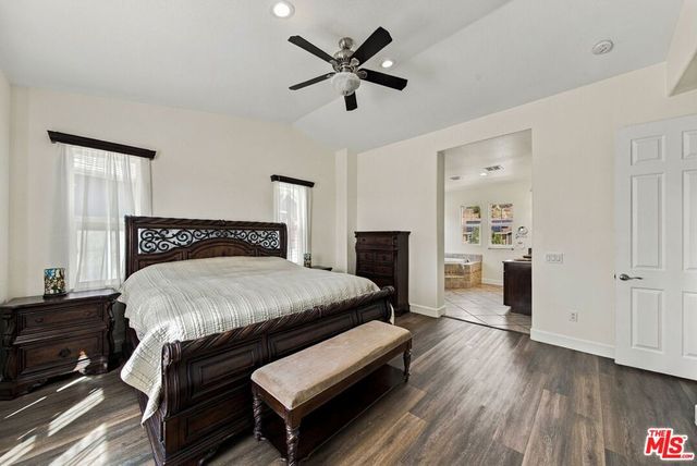 28035 Linda Lane, Santa Clarita, CA 91350