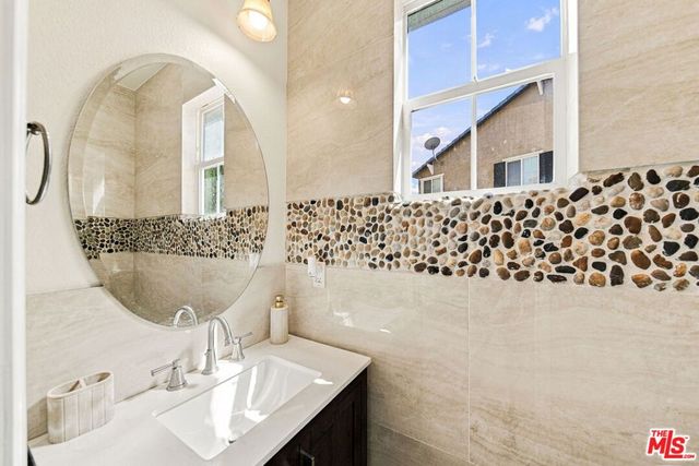28035 Linda Lane, Santa Clarita, CA 91350