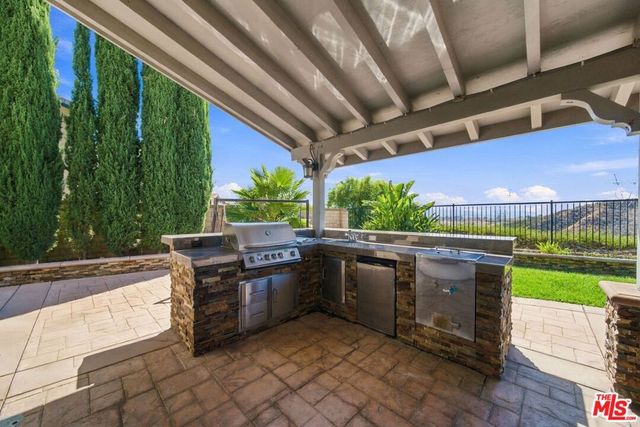 28035 Linda Lane, Santa Clarita, CA 91350