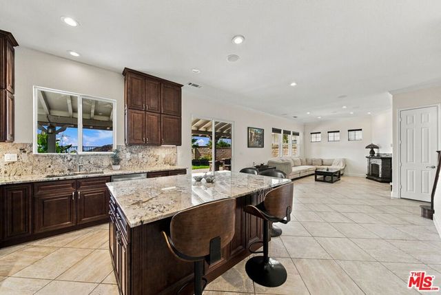 28035 Linda Lane, Santa Clarita, CA 91350