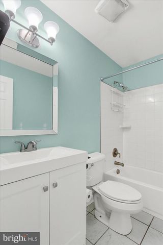 243 FORREST DR, Gettysburg, PA 17325