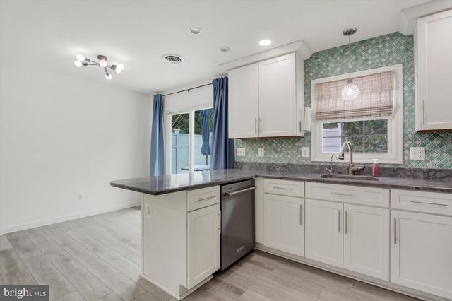 243 FORREST DR, Gettysburg, PA 17325