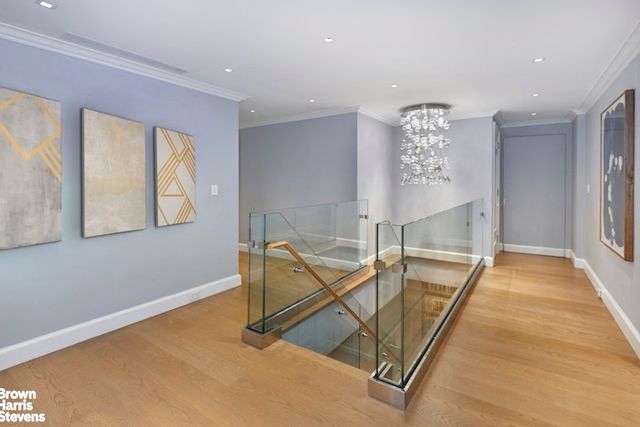 150 E 69th St Apt 4M, New York City, NY 10021