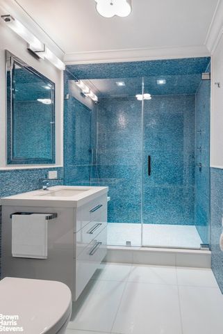 150 E 69th St Apt 4M, New York City, NY 10021