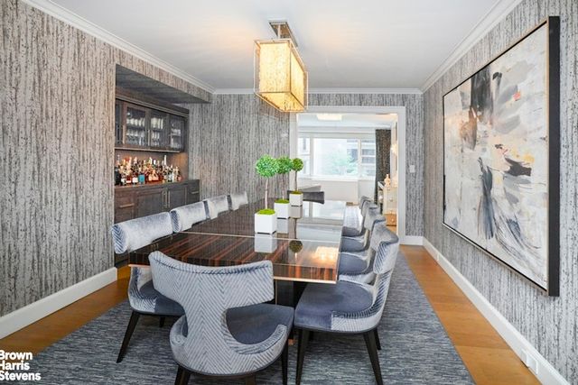 150 E 69th St Apt 4M, New York City, NY 10021