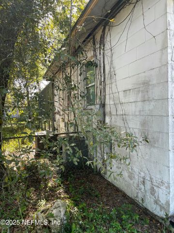 7134 EATON Avenue, Jacksonville, FL 32211