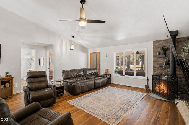 2716 Boone Circle, La Pine, OR 97739