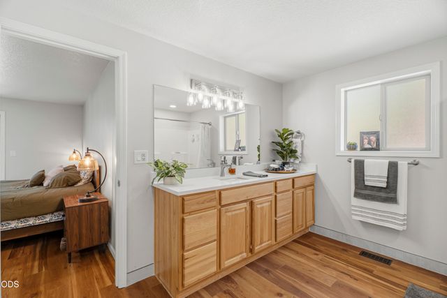 2716 Boone Circle, La Pine, OR 97739