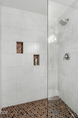 2716 Boone Circle, La Pine, OR 97739