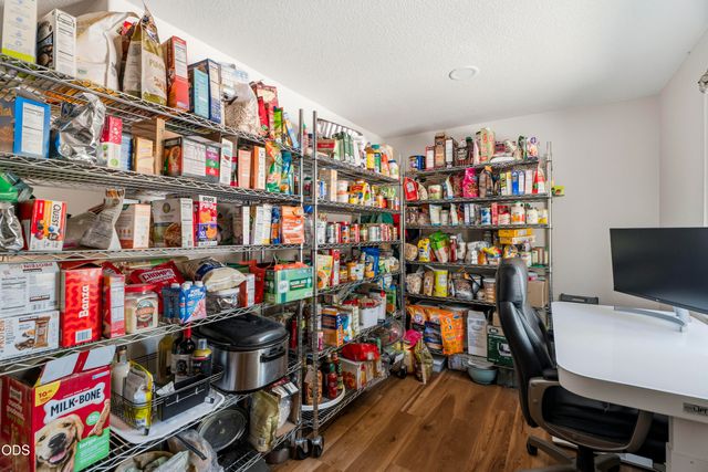 2716 Boone Circle, La Pine, OR 97739