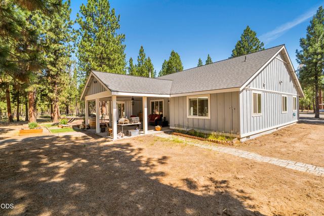 2716 Boone Circle, La Pine, OR 97739