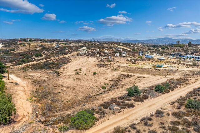41720 Oak Canyon Road, Hemet, CA 92544