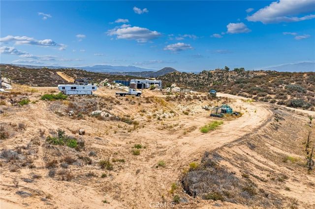 41720 Oak Canyon Road, Hemet, CA 92544