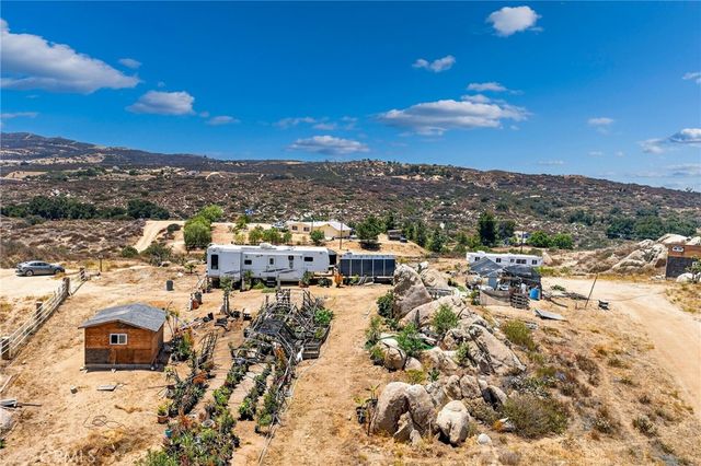 41720 Oak Canyon Road, Hemet, CA 92544