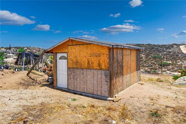 41720 Oak Canyon Road, Hemet, CA 92544