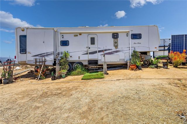 41720 Oak Canyon Road, Hemet, CA 92544