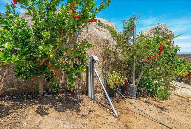 41720 Oak Canyon Road, Hemet, CA 92544