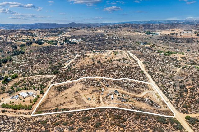 41720 Oak Canyon Road, Hemet, CA 92544