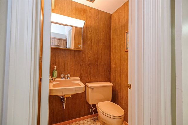 5025 Windover Dr., Robinson Twp, PA 15205