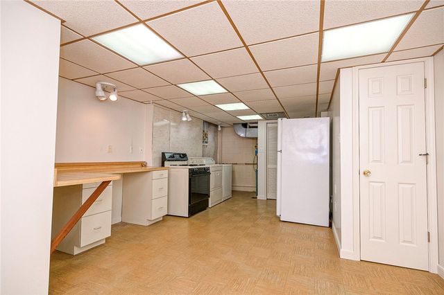 5025 Windover Dr., Robinson Twp, PA 15205