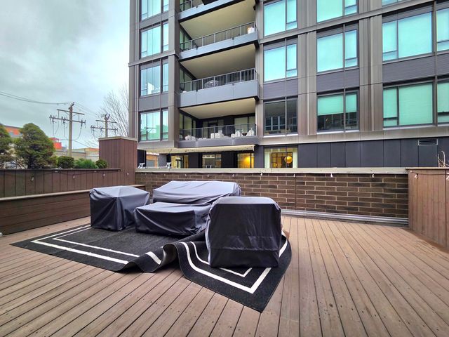 20 N Aberdeen Street 207, Chicago, IL 60607