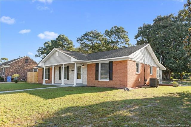 5202 Cooper Road, Fayetteville, NC 28311
