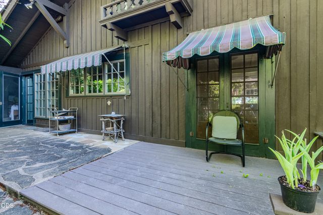 2569 Old Stage Road, Medford, OR 97502