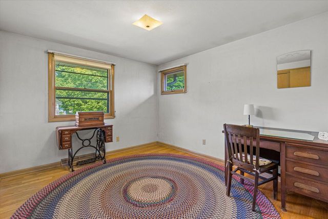 2860 N Park DRIVE, Wauwatosa, WI 53222