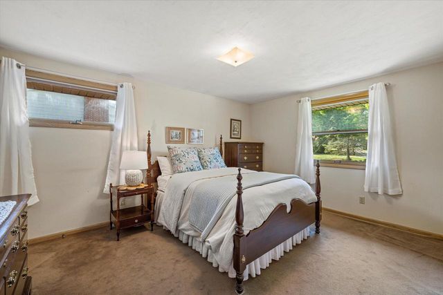 2860 N Park DRIVE, Wauwatosa, WI 53222