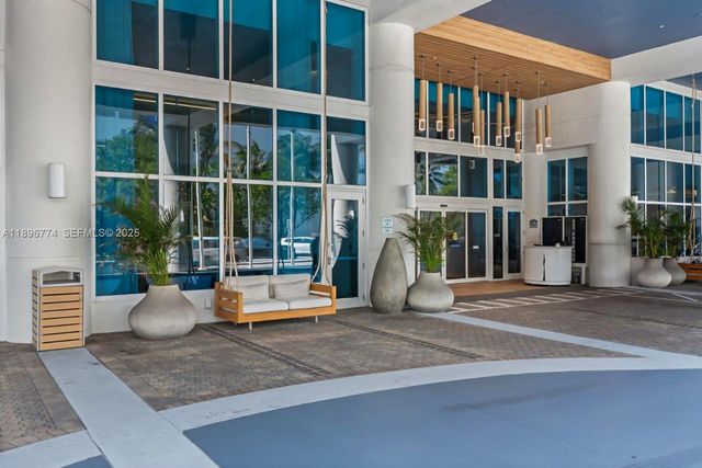 505 N Fort Lauderdale Beach Boulevard 1711, Fort Lauderdale, FL 33304