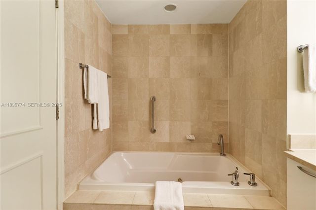 505 N Fort Lauderdale Beach Boulevard 1711, Fort Lauderdale, FL 33304