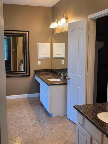 120 Emerald Cloud Lane, League City, TX 77573
