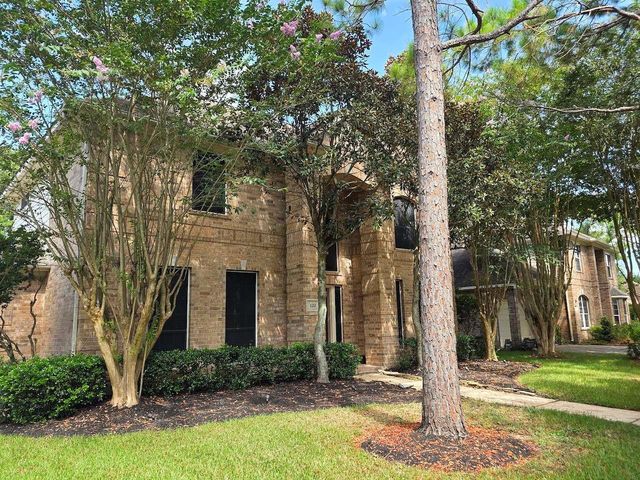 120 Emerald Cloud Lane, League City, TX 77573