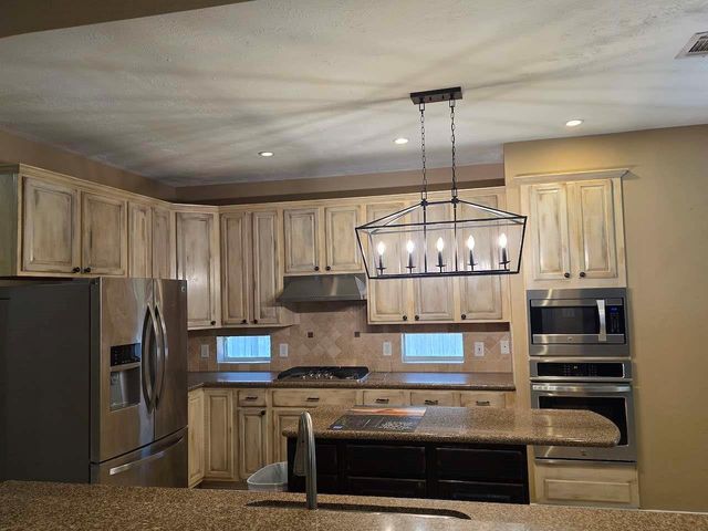 120 Emerald Cloud Lane, League City, TX 77573