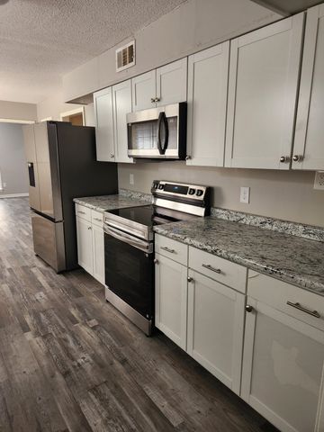 3446 FOX MEADOWS RD, Memphis, TN 38115