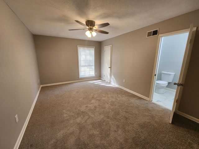 3446 FOX MEADOWS RD, Memphis, TN 38115