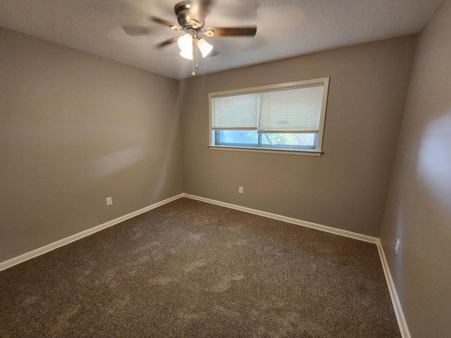 3446 FOX MEADOWS RD, Memphis, TN 38115