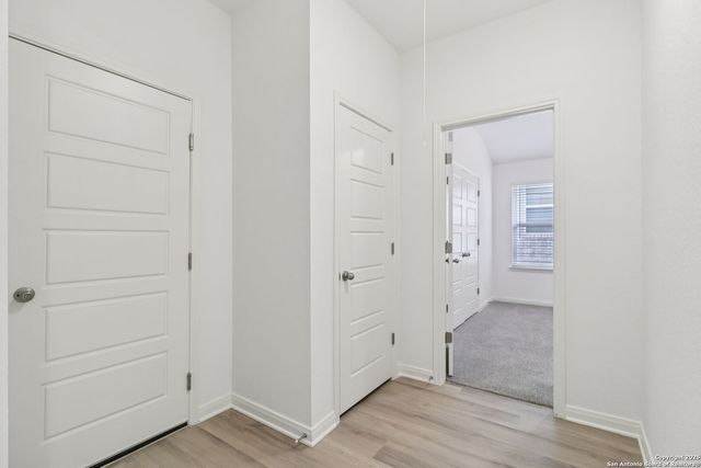 11447 Feather Vale, San Antonio, TX 78254