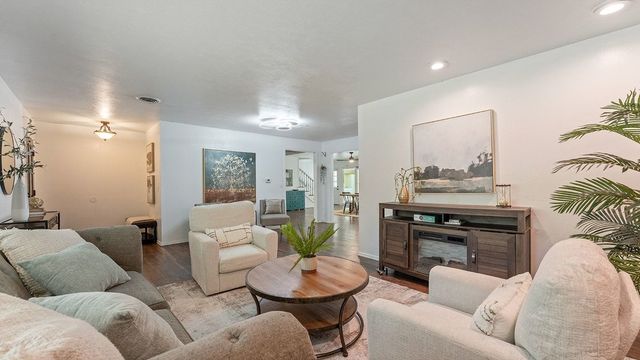 1501 Camino Real, Springdale, AR 72762