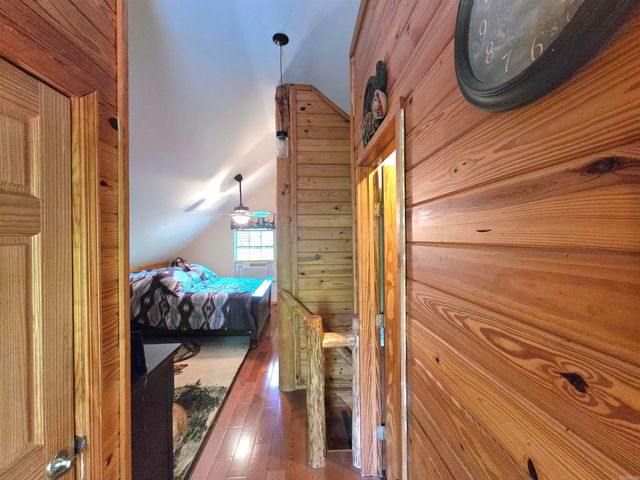 304 Black Bear Bluff, Mountain View, AR 72560