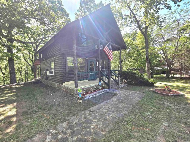 304 Black Bear Bluff, Mountain View, AR 72560