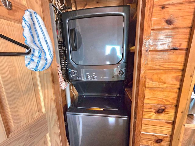 304 Black Bear Bluff, Mountain View, AR 72560