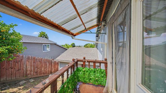 156 Peach St, Vallejo, CA 94589