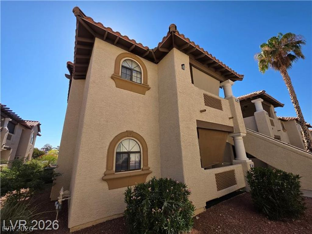 1407 Santa Margarita Street A, Las Vegas, NV 89146 — exterior