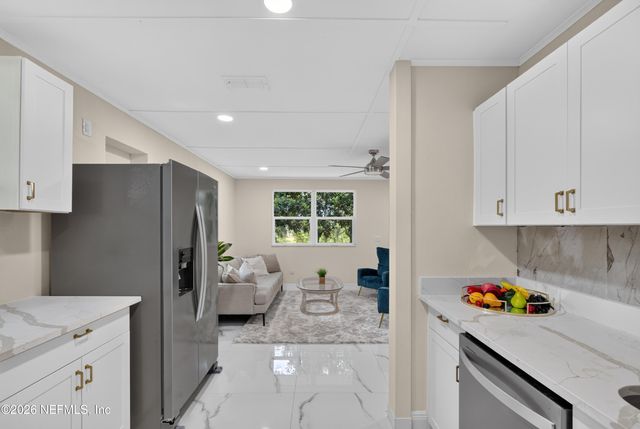 111 2ND Street, Melrose, FL 32666