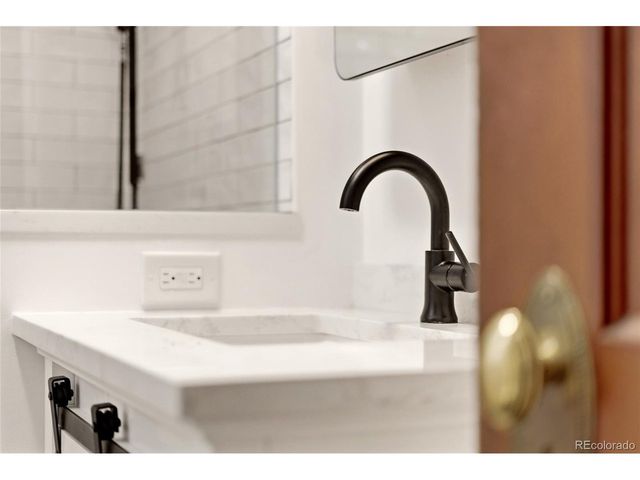 1063 S Clarkson St, Denver, CO 80209